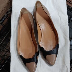 Hermes RARE Tan and Black Women's Flats